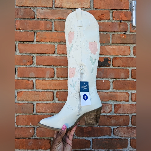 Universal Thread Cream Floral Western Boots – Size 6 - Picture 5 of 15